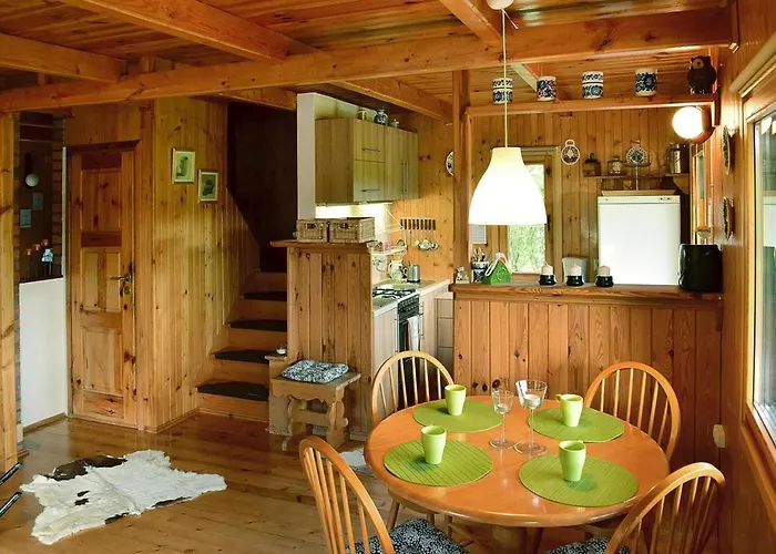 Near Gowidlinskie Gowidlino